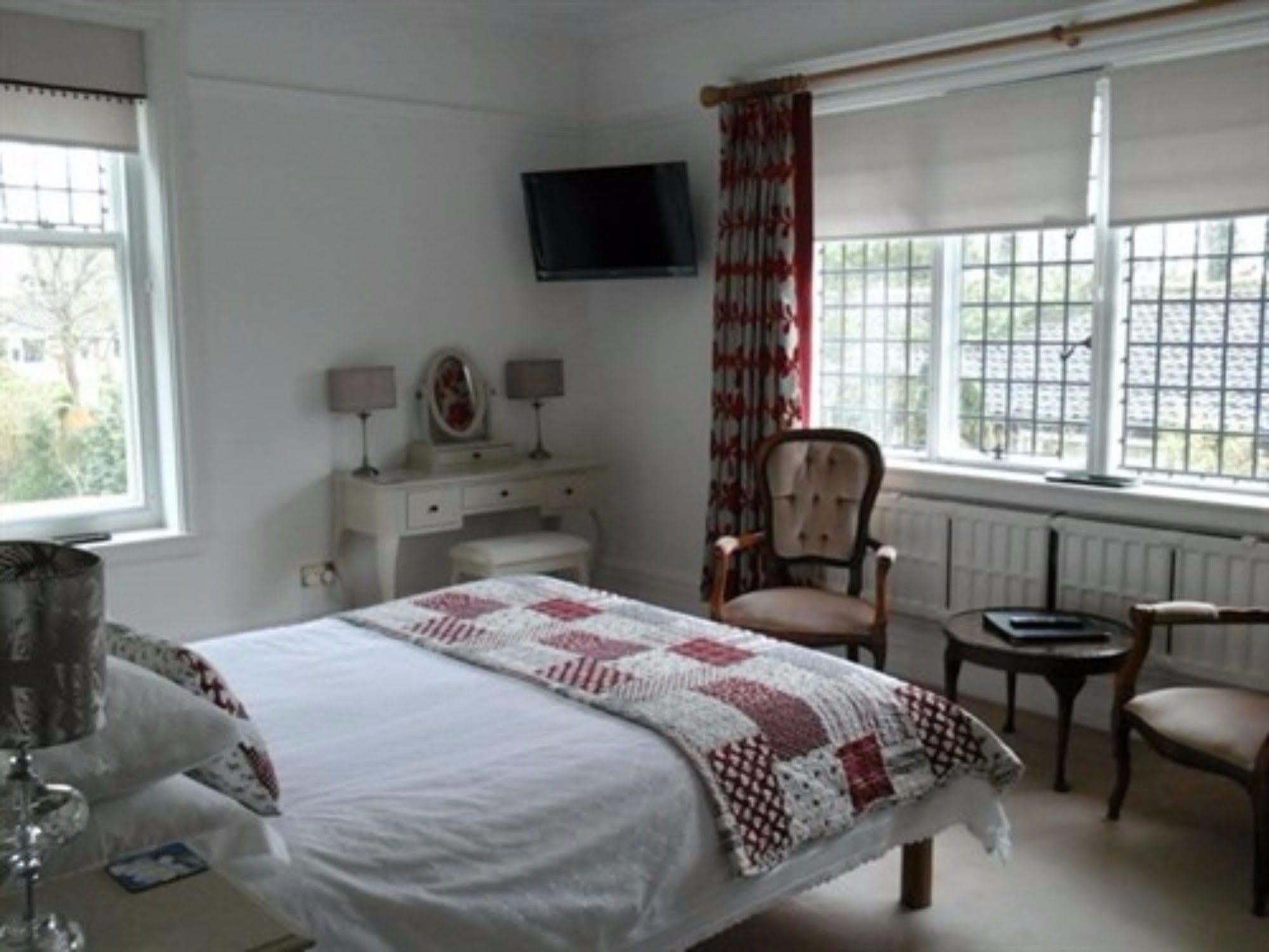Hotel Ixworth House Esterno foto